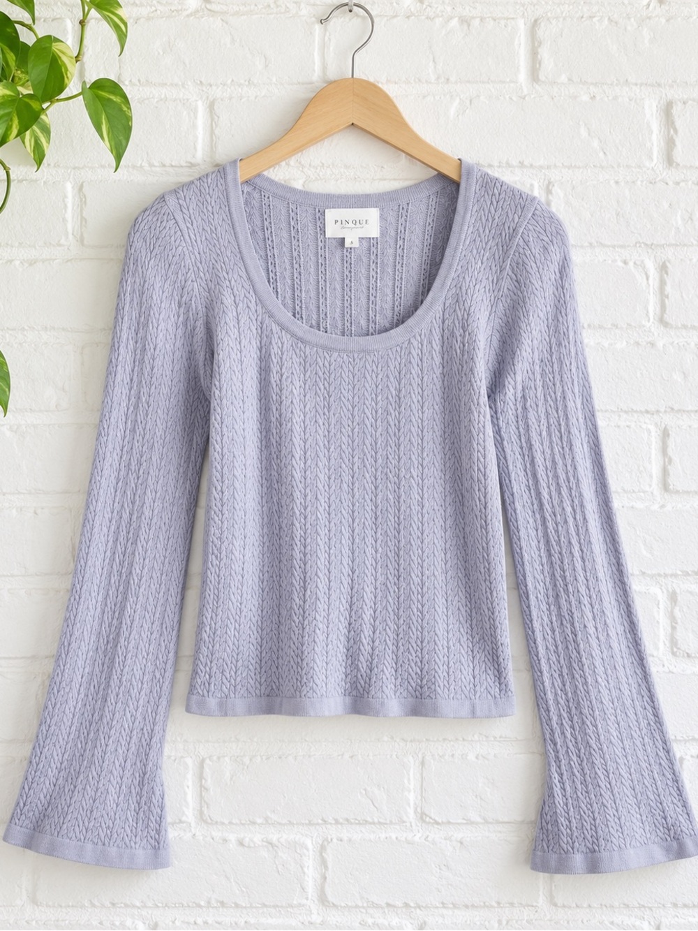 Pinque Women’s XL Lavender Pointelle Knit Scoop Neck Bell Sleeve Fitted Top